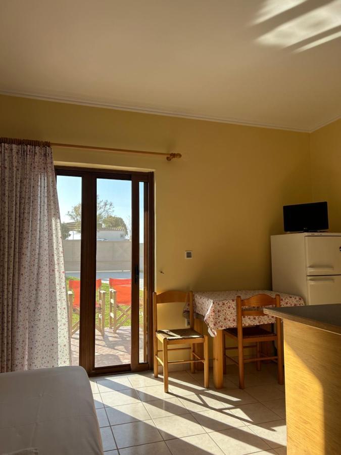 Lefkáda Dimitra Rooms מראה חיצוני תמונה